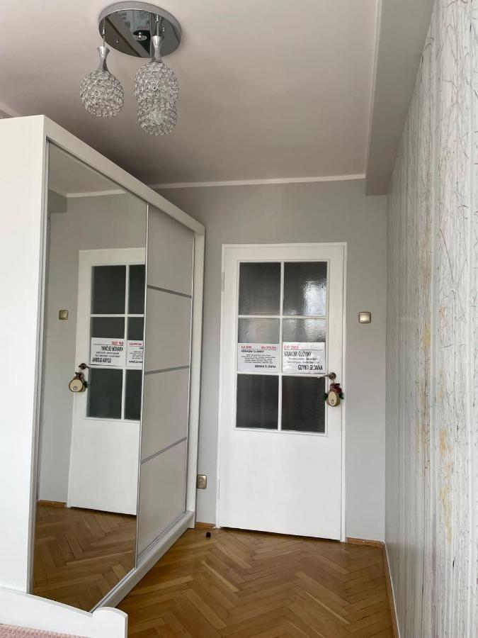 Apartament Z Widokiem Na Zamek Gn Appartamento Malbork Esterno foto